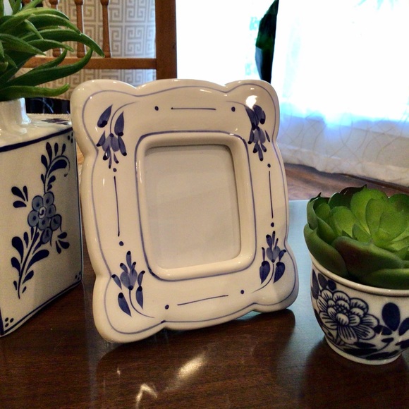 Small Ceramic Painted Burnes Frame